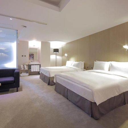 Hotelday Тайчжун Екстер'єр фото