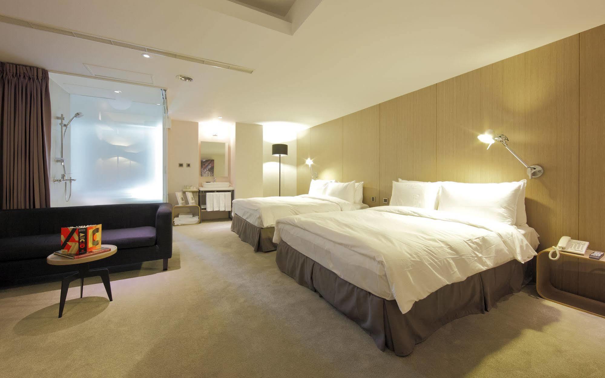 Hotelday Тайчжун Екстер'єр фото