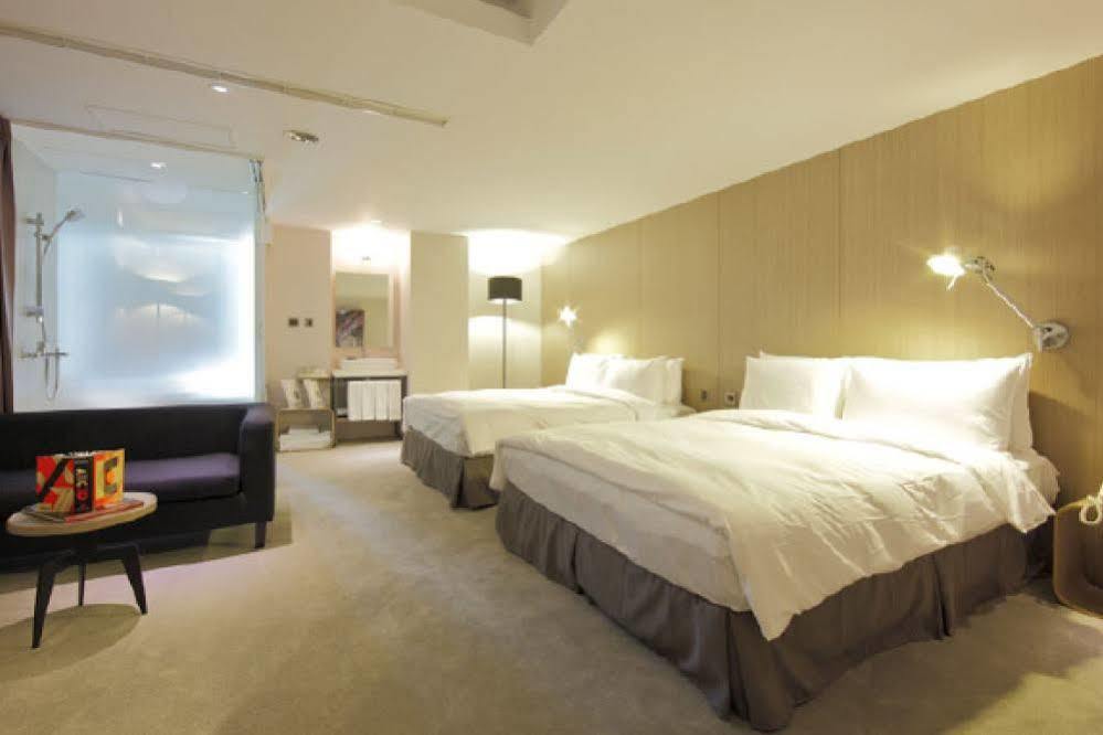 Hotelday Тайчжун Екстер'єр фото